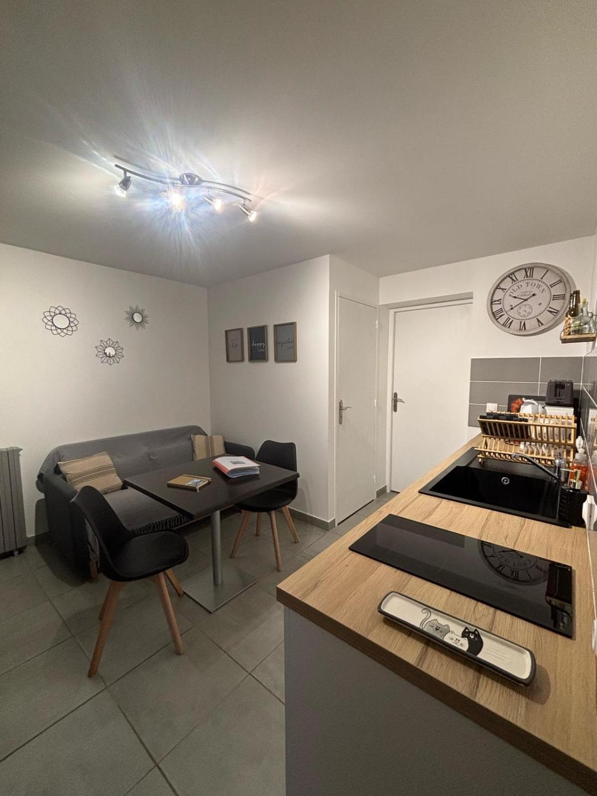 Aubin  Appartement En Aveyron מראה חיצוני תמונה