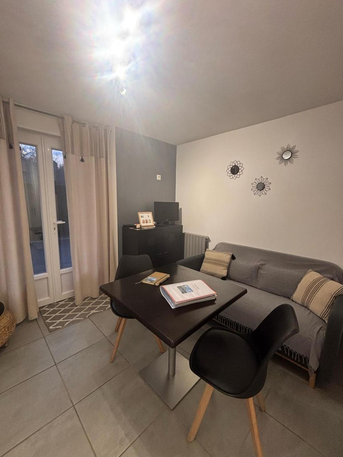 Aubin  Appartement En Aveyron מראה חיצוני תמונה